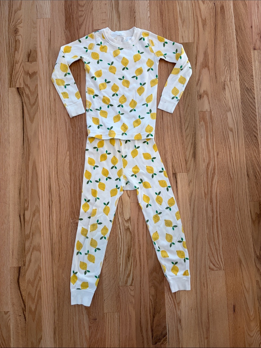 Hanna Andersson lemon pajamas